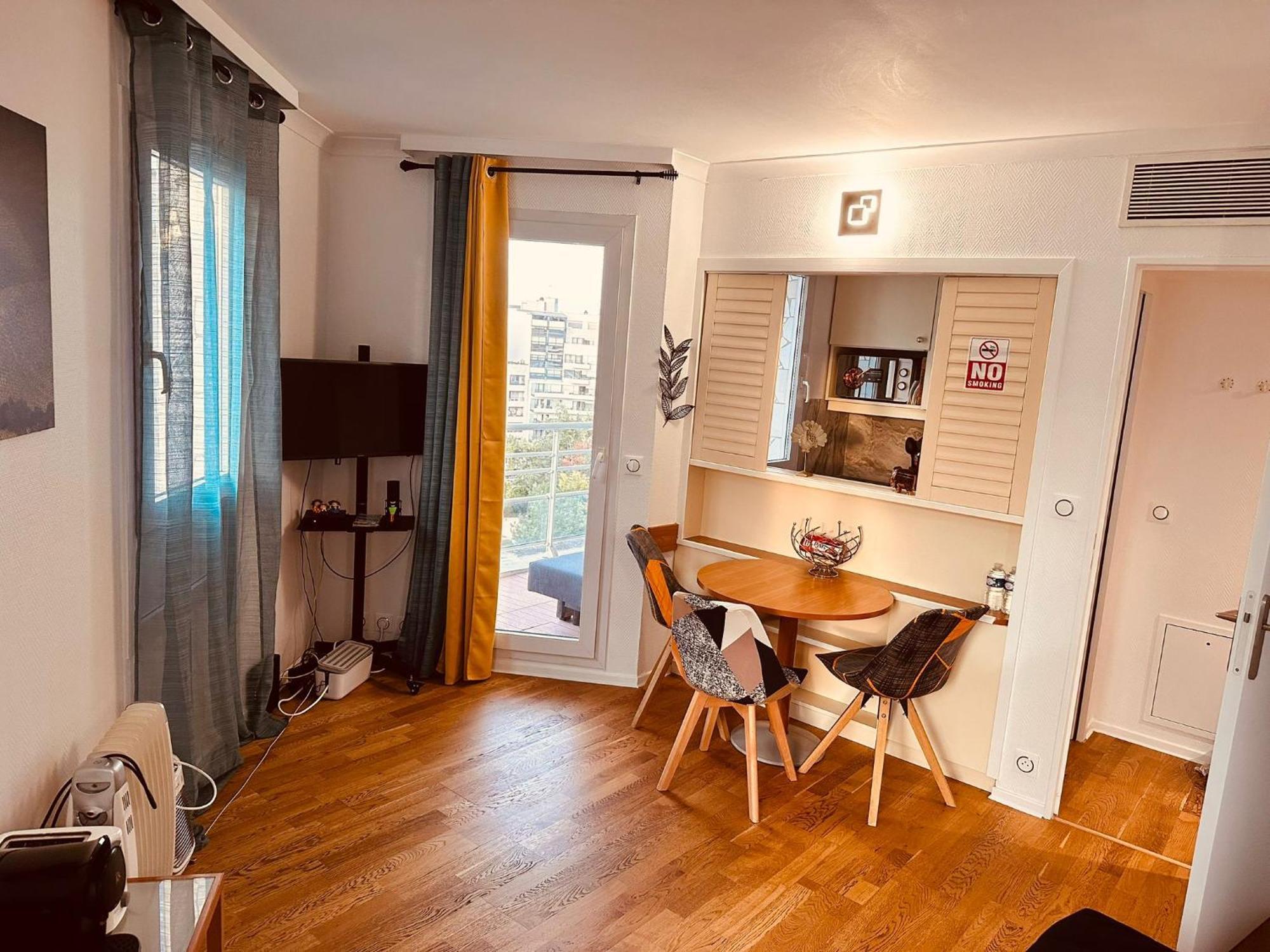 Ryan Homes - In Apart Hotel, La Defense Courbevoie Bagian luar foto