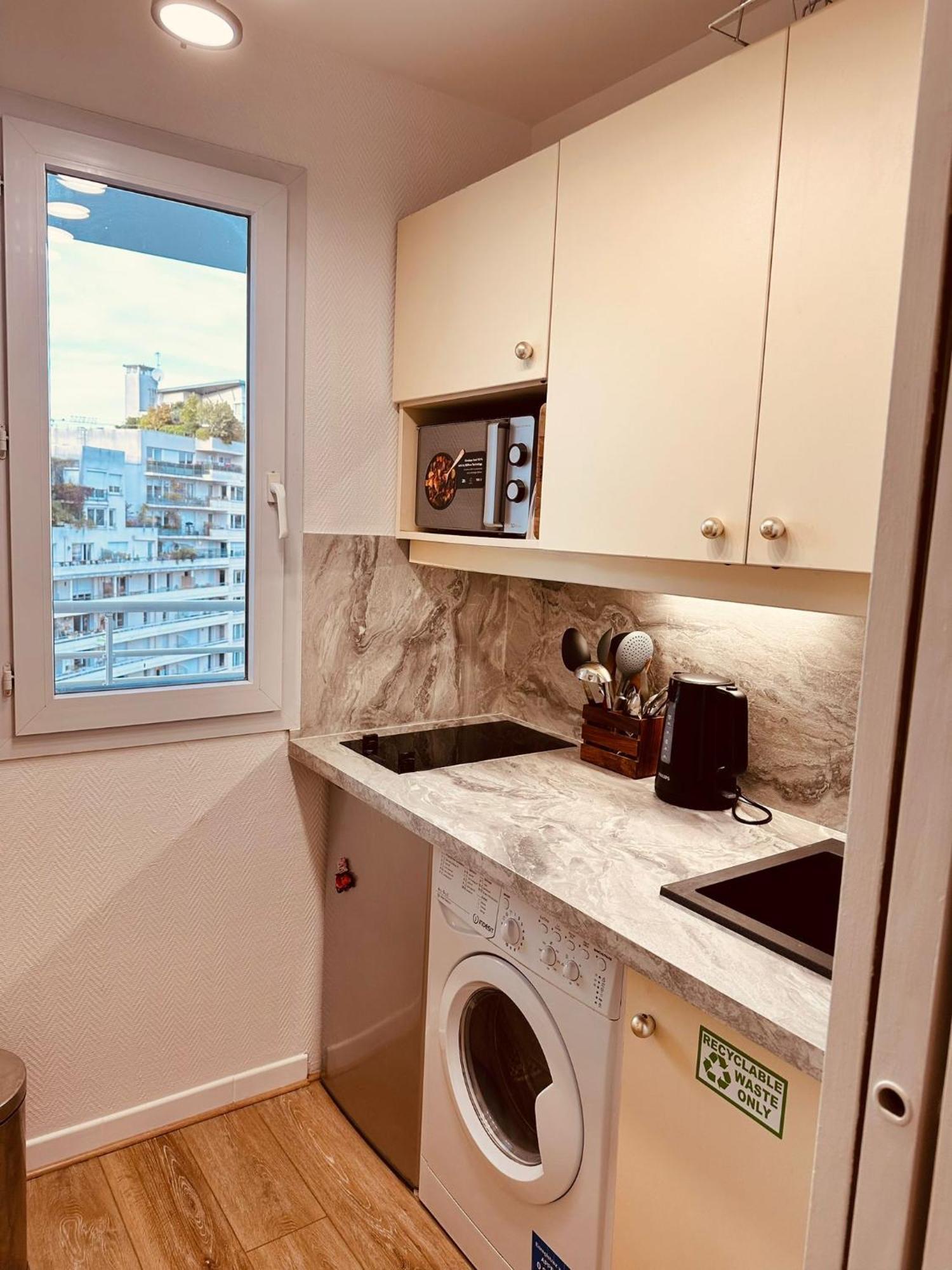 Ryan Homes - In Apart Hotel, La Defense Courbevoie Bagian luar foto