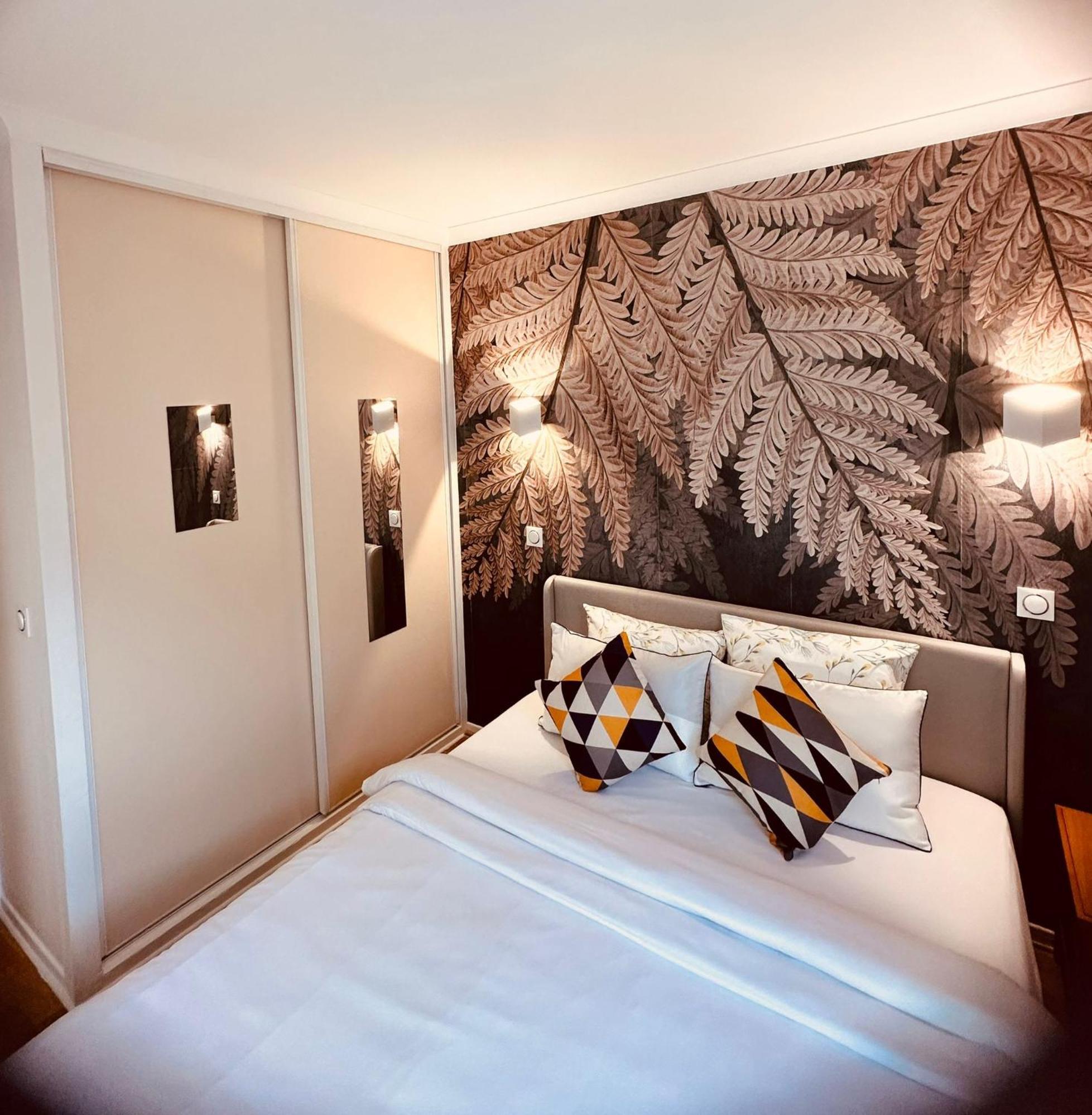 Ryan Homes - In Apart Hotel, La Defense Courbevoie Bagian luar foto